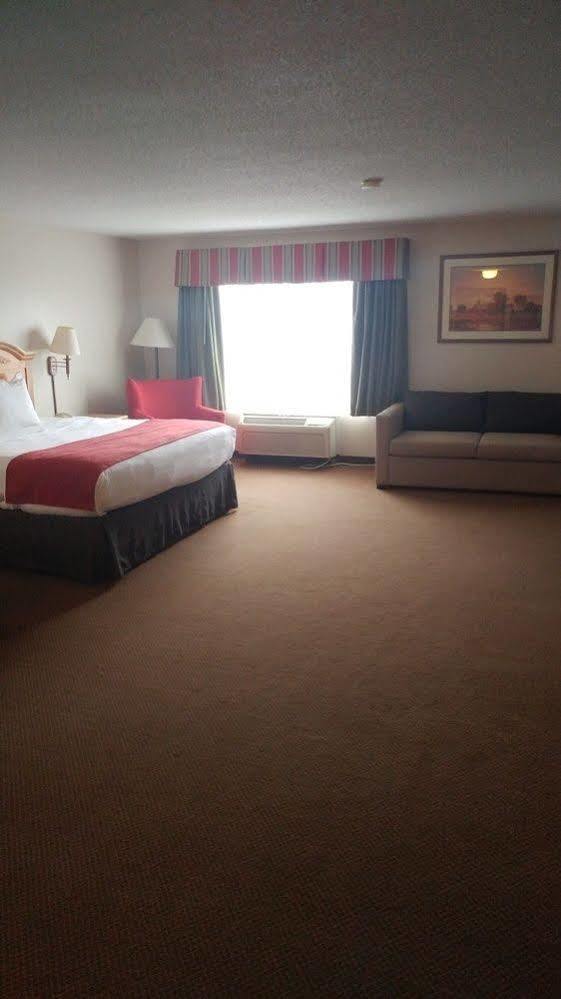 Country & By Radisson, Waterloo, Ia Hotel Waterloo